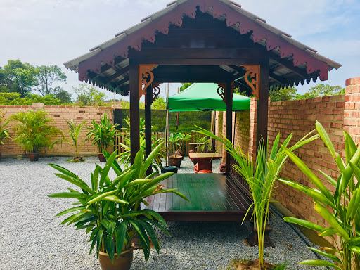 Hana Homestay with private pool